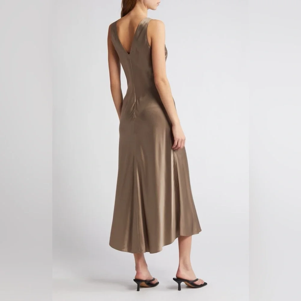 NWT $628 Frame Savannah Silk Satin Midi Dress In Cypress